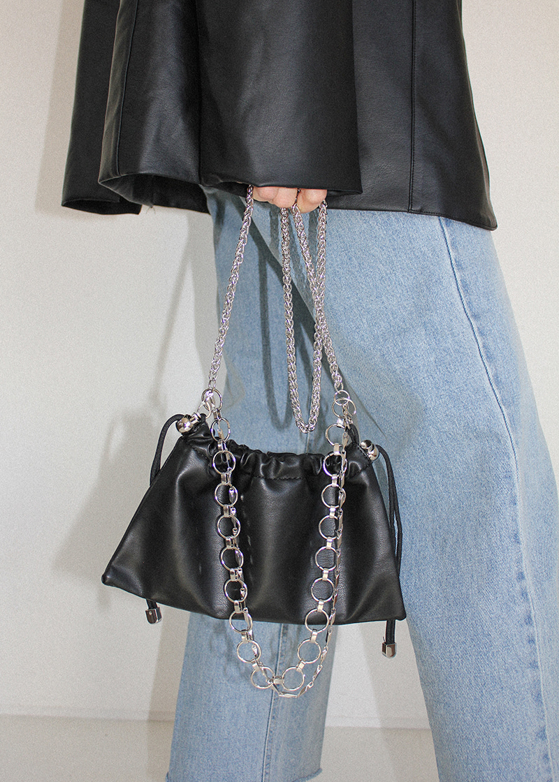 [일시품절] chain strap mini bag
