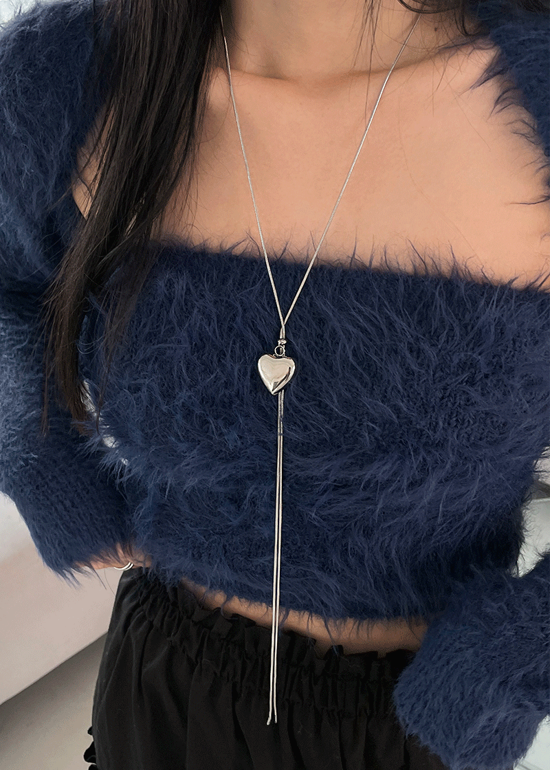 bold heart long necklace